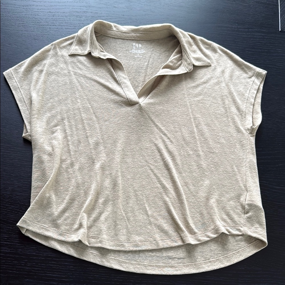 GAP Women's tan/biege linen blend tee